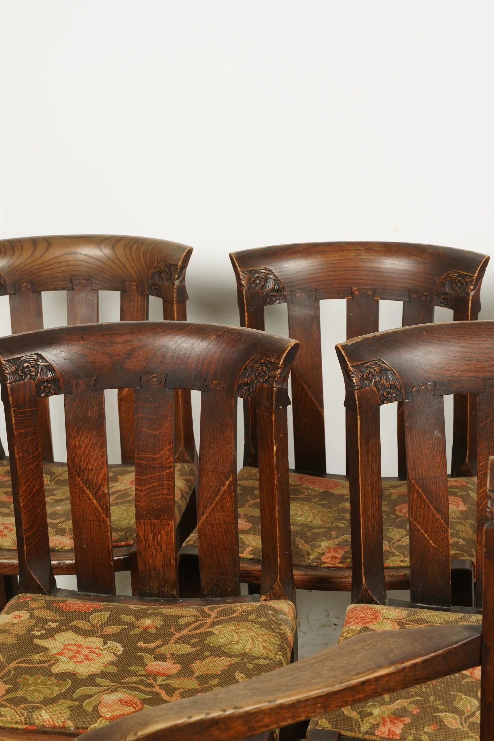 AF2-041: Antique Set of 6 Early 20th C English Arts & Crafts McIntosh Style Carved Oak Dining Chairs   - 1 Arm Chair & 5 Side Chairs