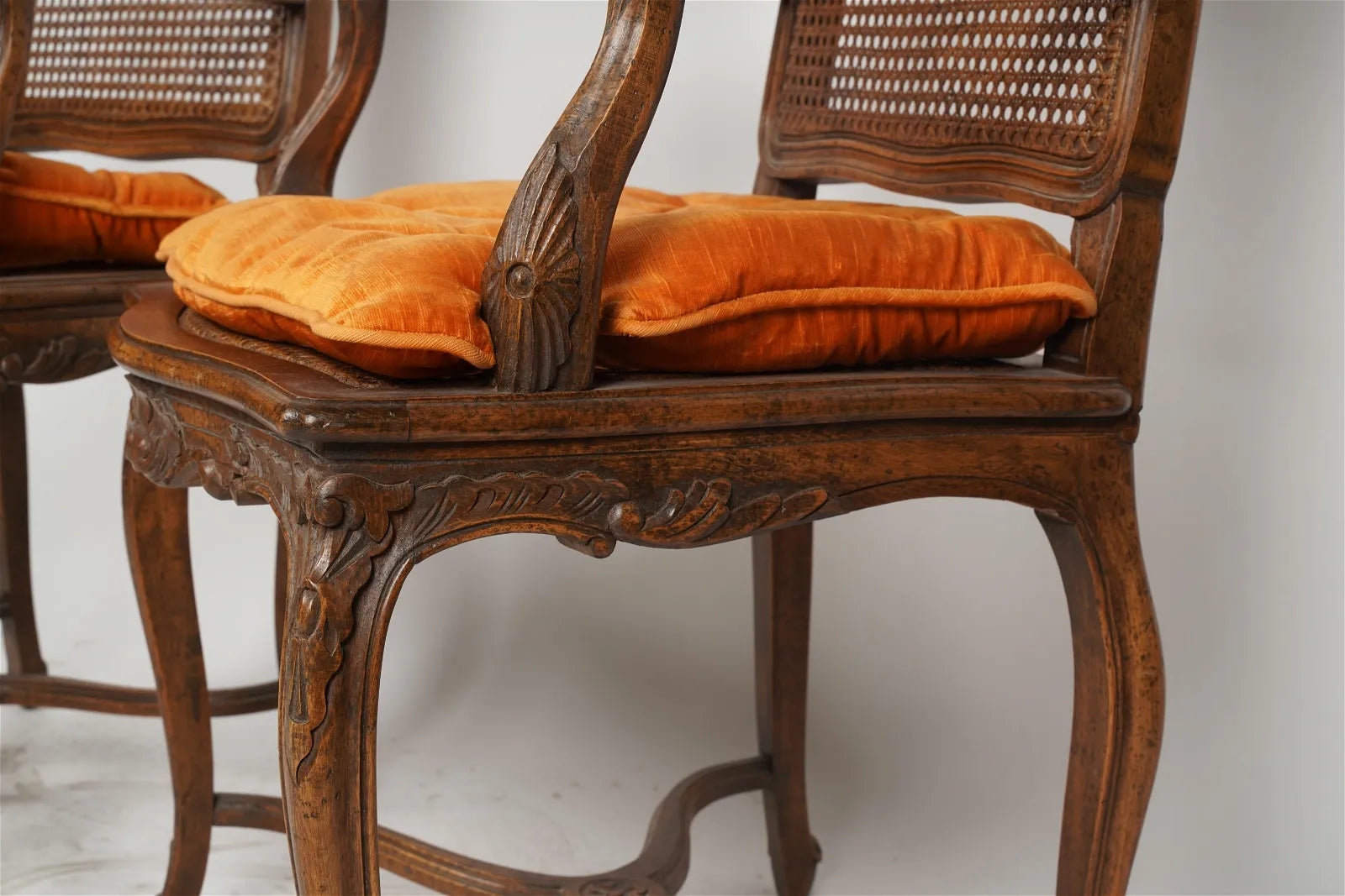 AF2-270: Vintage Pair of Mid 20th Century French Carved Oak Louis XV Style Fauteuil