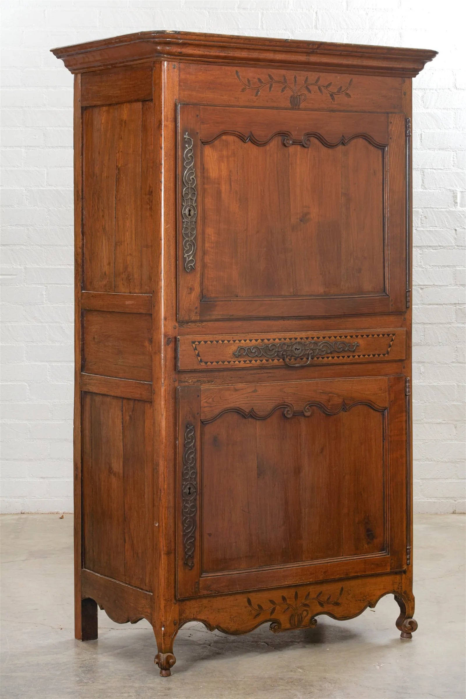 AF3-030: Antique Late 18th Century Single Door French Provincial Fruit Wood Bonnetiere