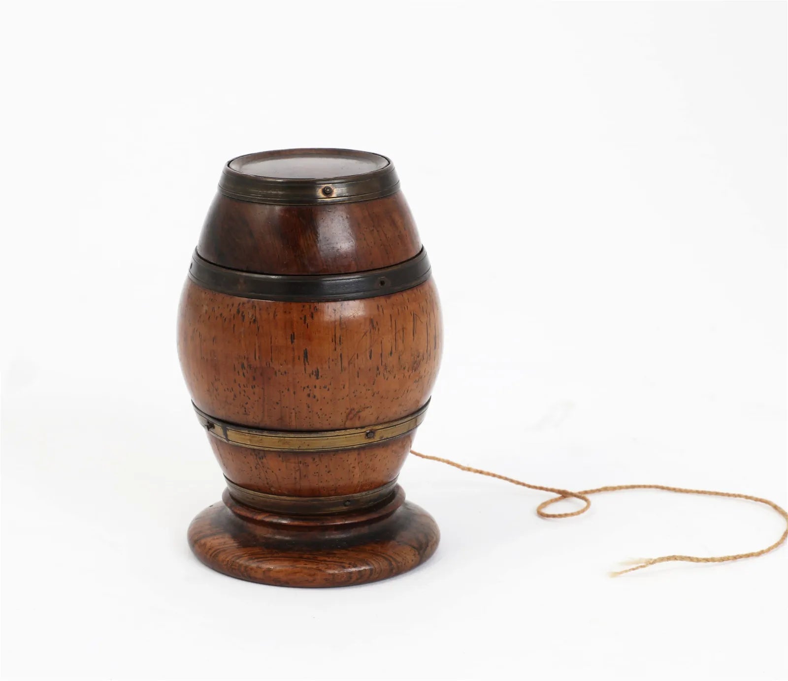 CR9-011: Early 19th Century English Lignum Vitae String Box W/ Brass Banding