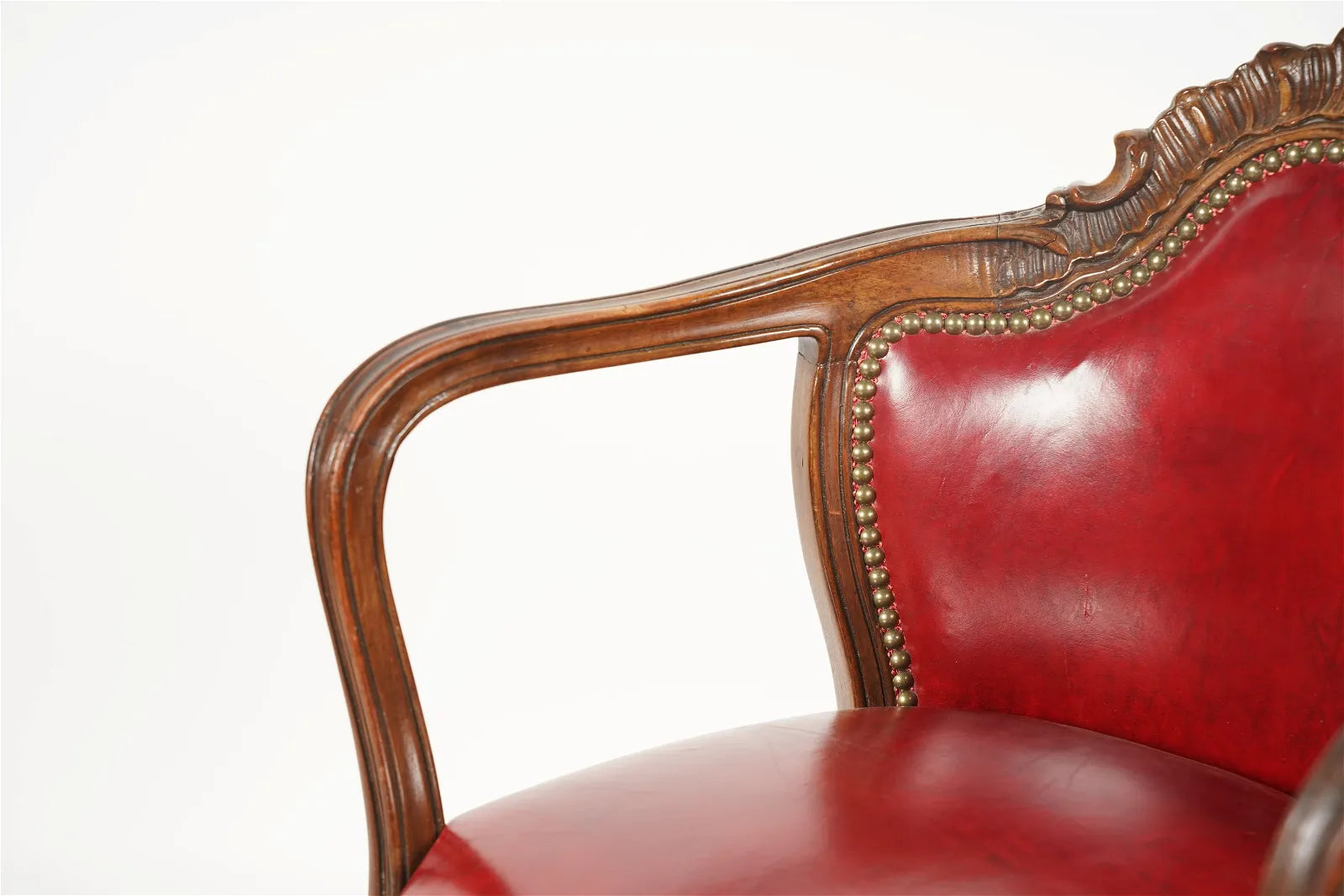 AF2-158: Antique Early 20th Century Rococo Style Carved Walnut Arm Chair W/ Red Leather Upholstery