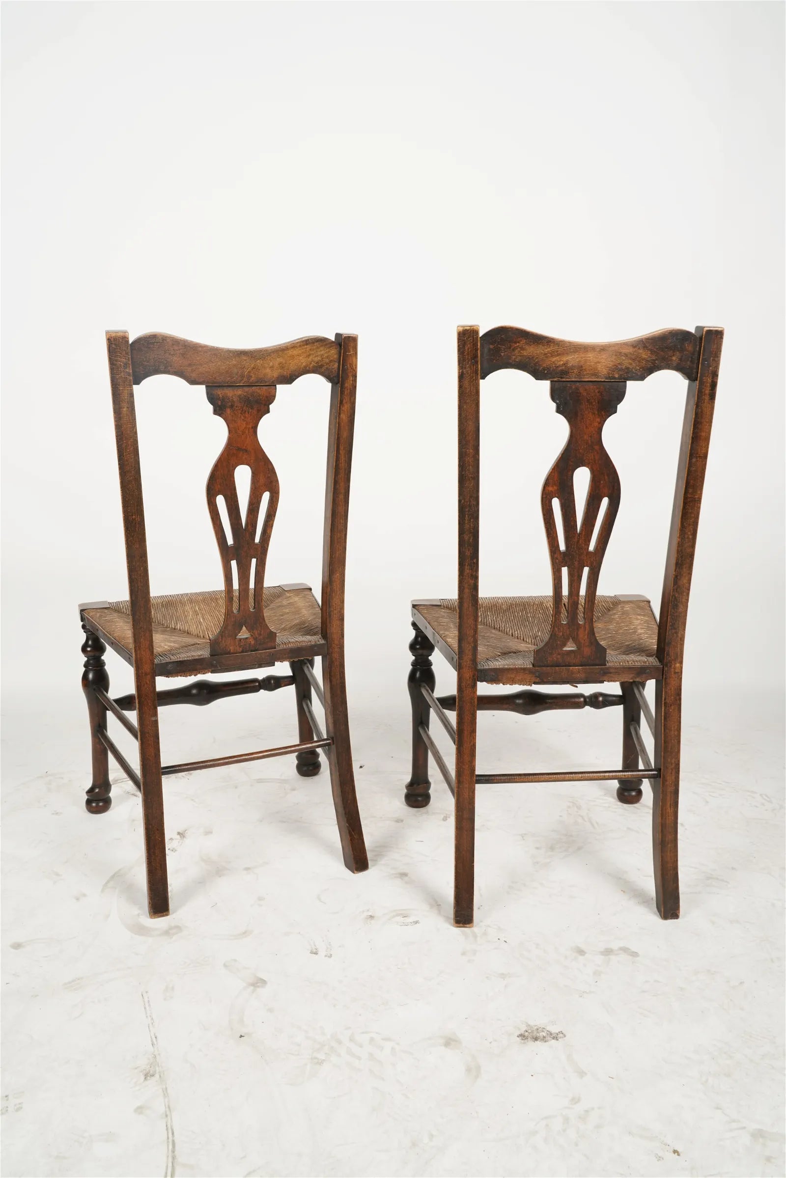 AF2-162: Antique Pair of Early 19th Century English Georgian Rush Seat Chairs