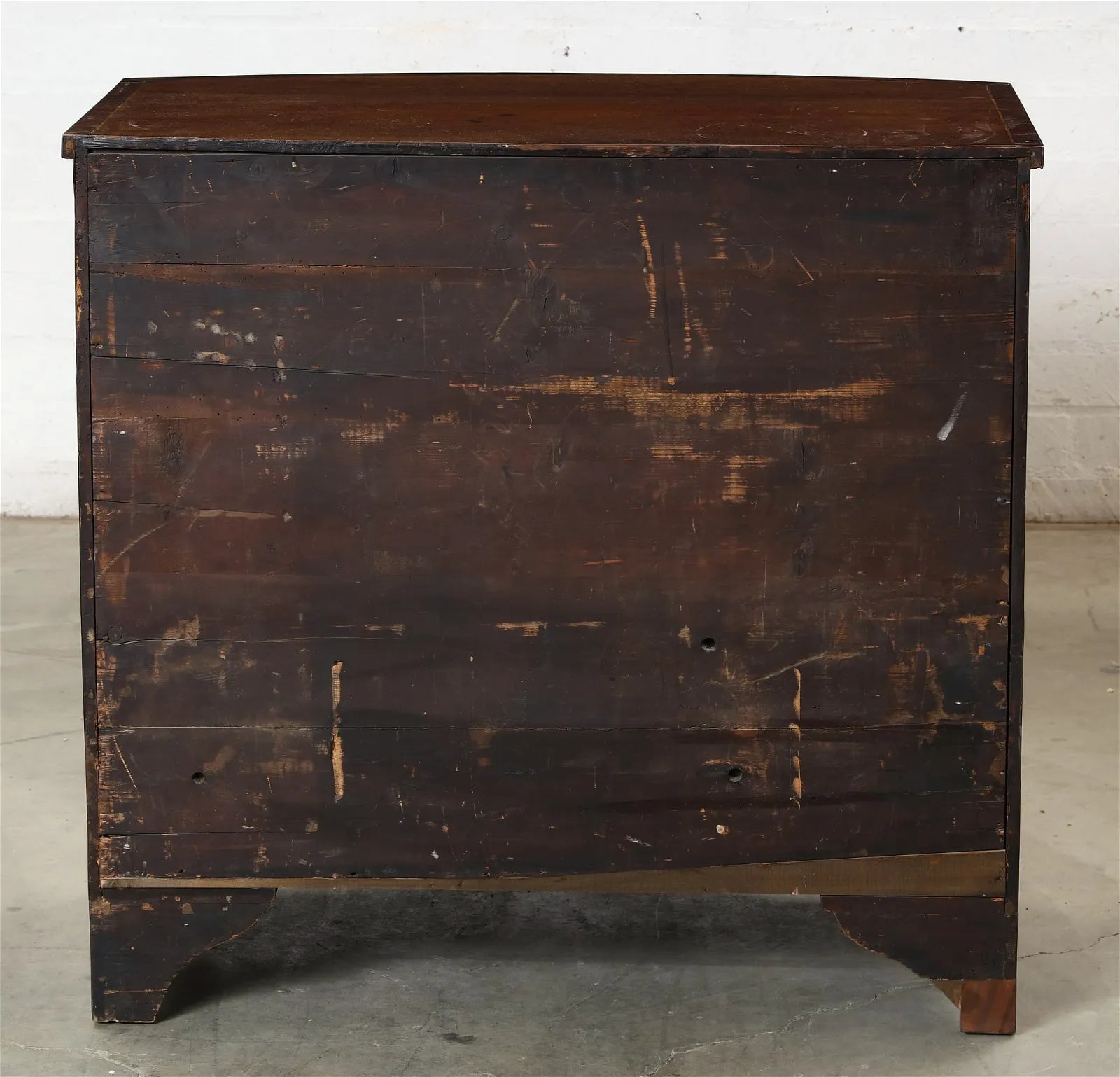 AF4-006: Antique Early 19th Century English Regency Mahogany Bowfront Chest of Drawers With Original Hardware