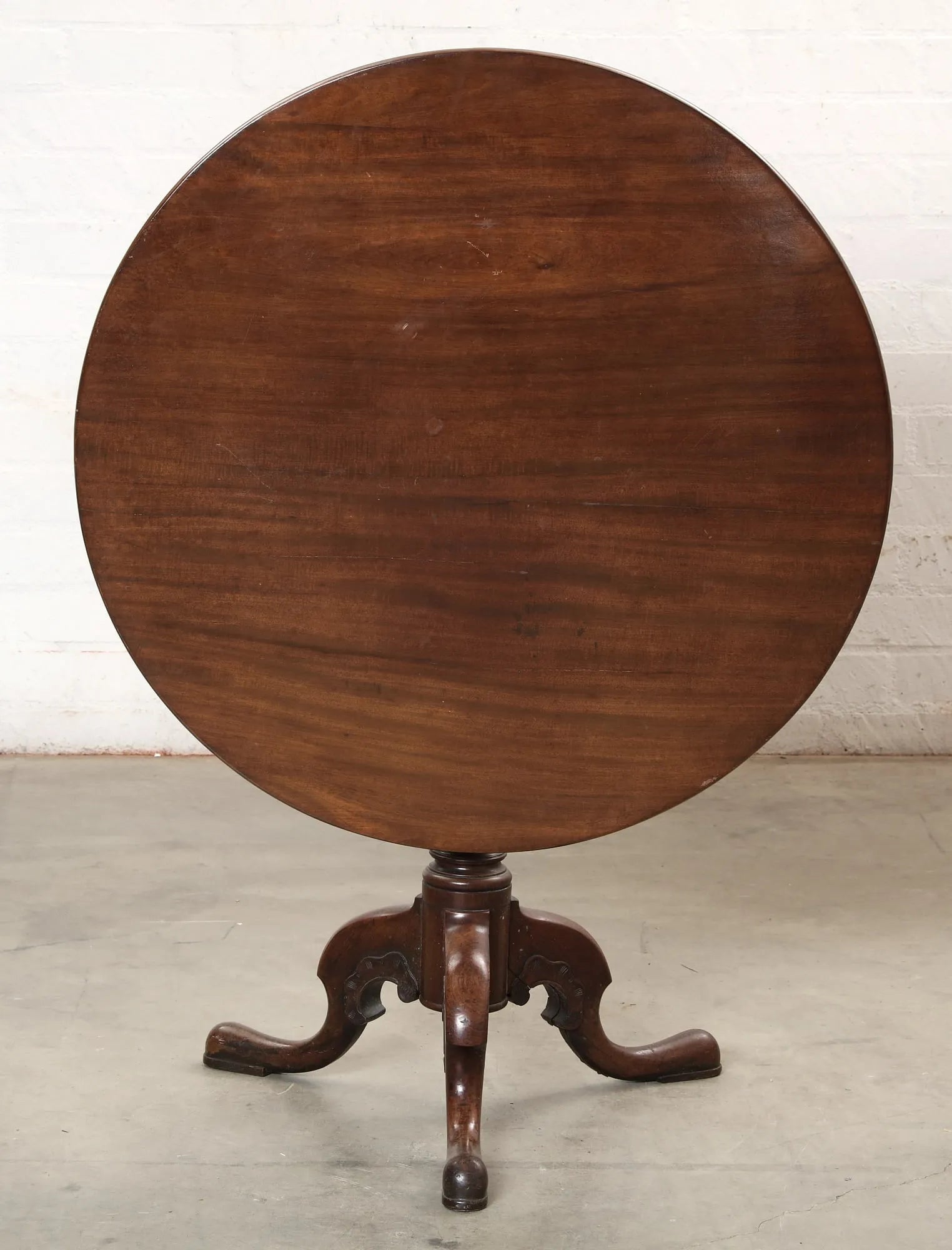 AF1-128:  Antique Late 18th Century George III Mahogany Tilt Top Tripod Table