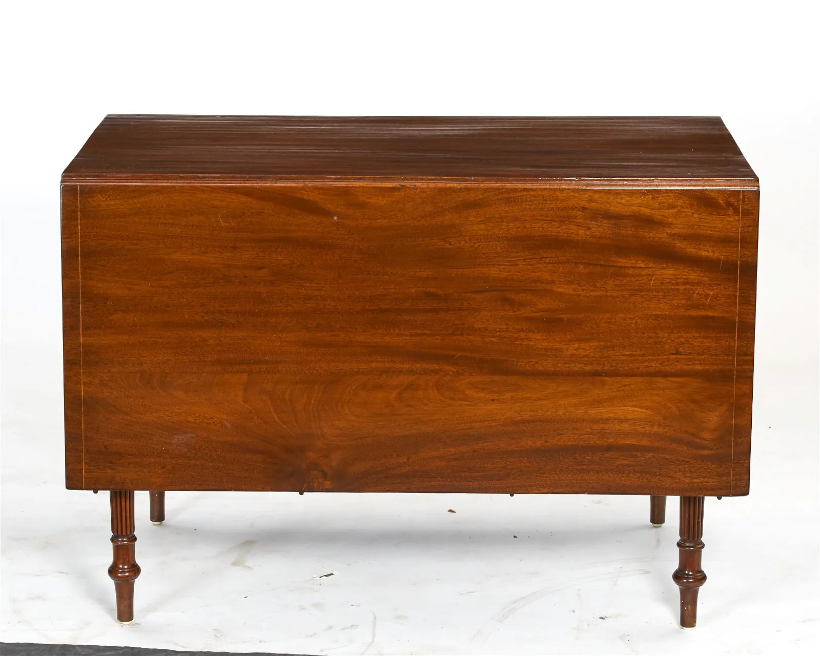 AF1-028: ANTIQUE EARLY 19TH CENTURY AMERICAN SHERATON INLAY MAHOGANY BANQUET DINING TABLE