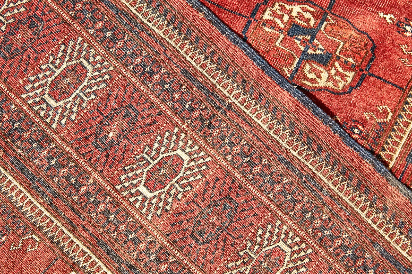 OR8-001: Antique Tekke Turkeman Carpet - Early 20th Century