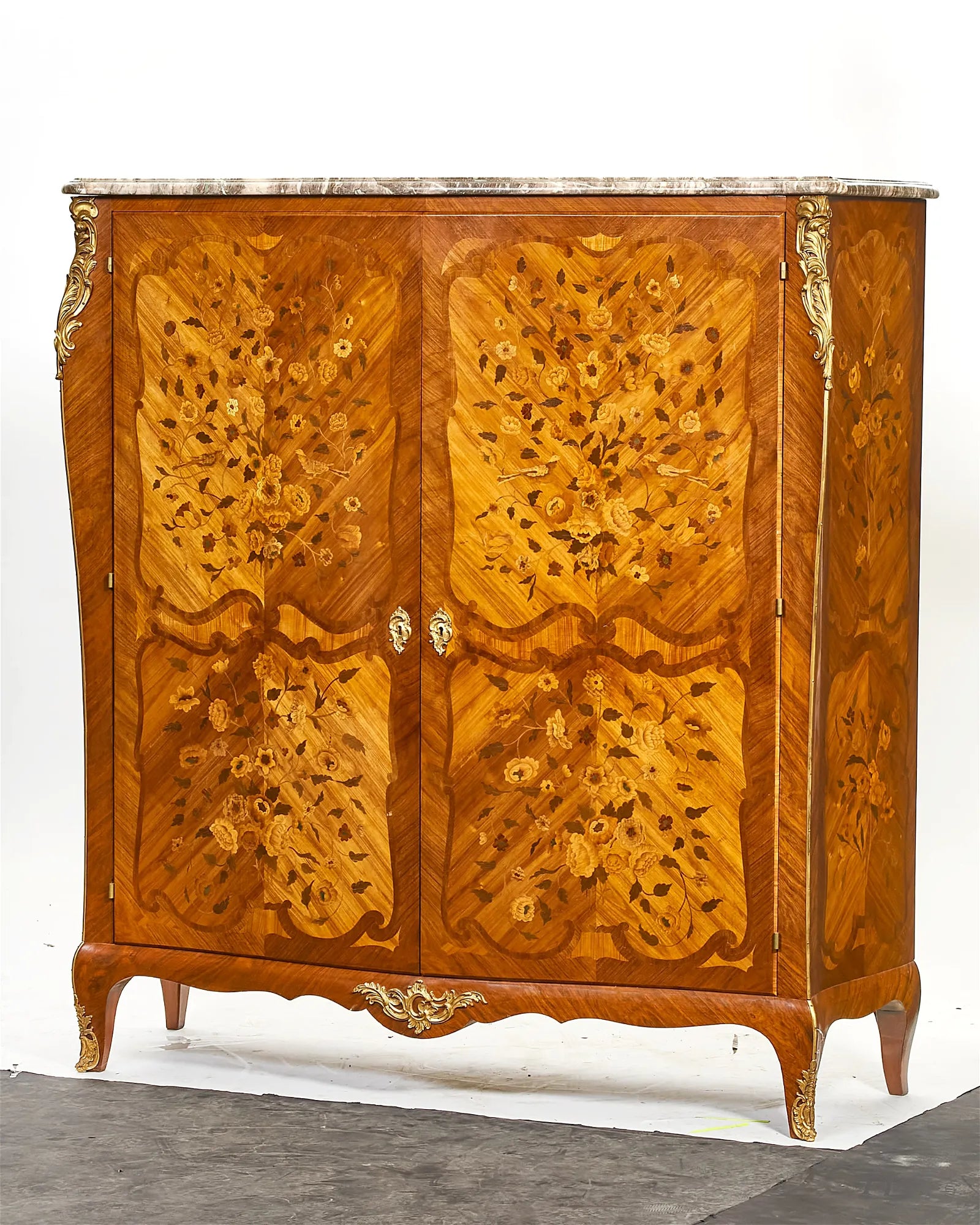 AF3-013: ANTIQUE LATE 19TH CENTURY FRENCH LOUIS XV STYLE MARQUETRY INLAID CABINET