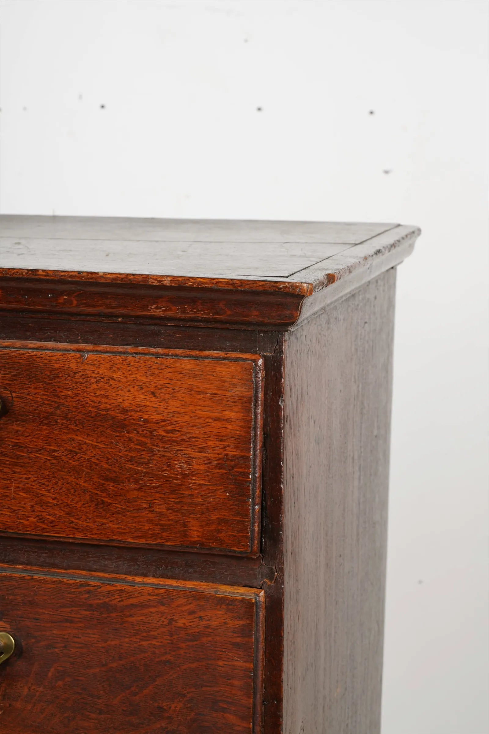 AF4-051: Antique Period Late 1700's English Georgian Quarter Sawn Oak Chest on Stand