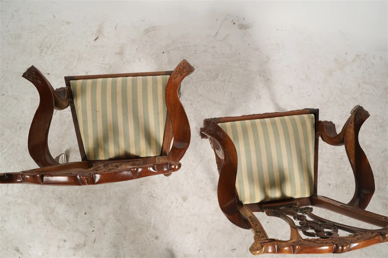 AF2-411: Antique Pair of Early 20th Century Carved Mahogany Chippendale Style Child's Chair