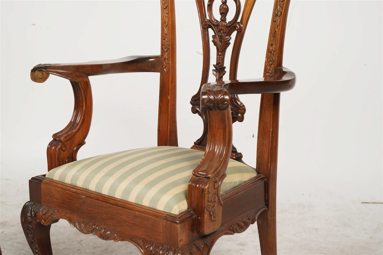 AF2-411: Antique Pair of Early 20th Century Carved Mahogany Chippendale Style Child's Chair