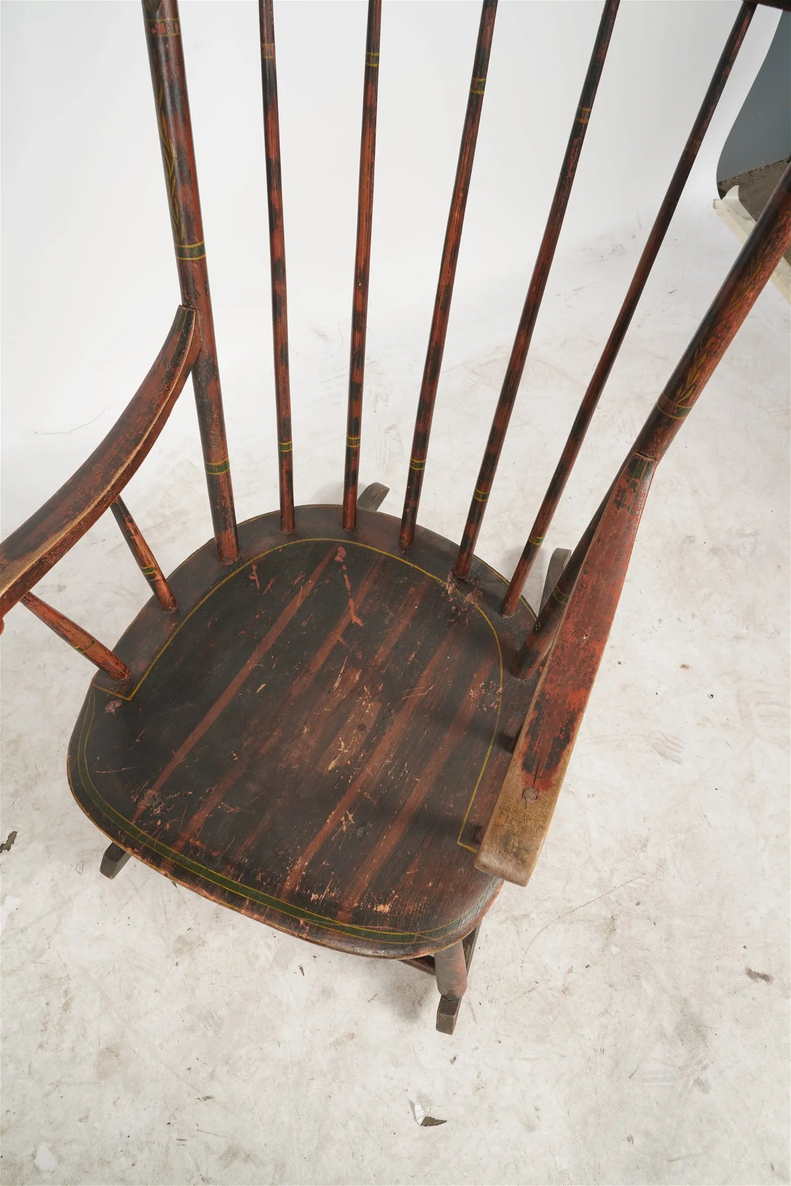 AF2-416: Antique Late 18th Century American Colonial Decorative Painted Rocking Chair