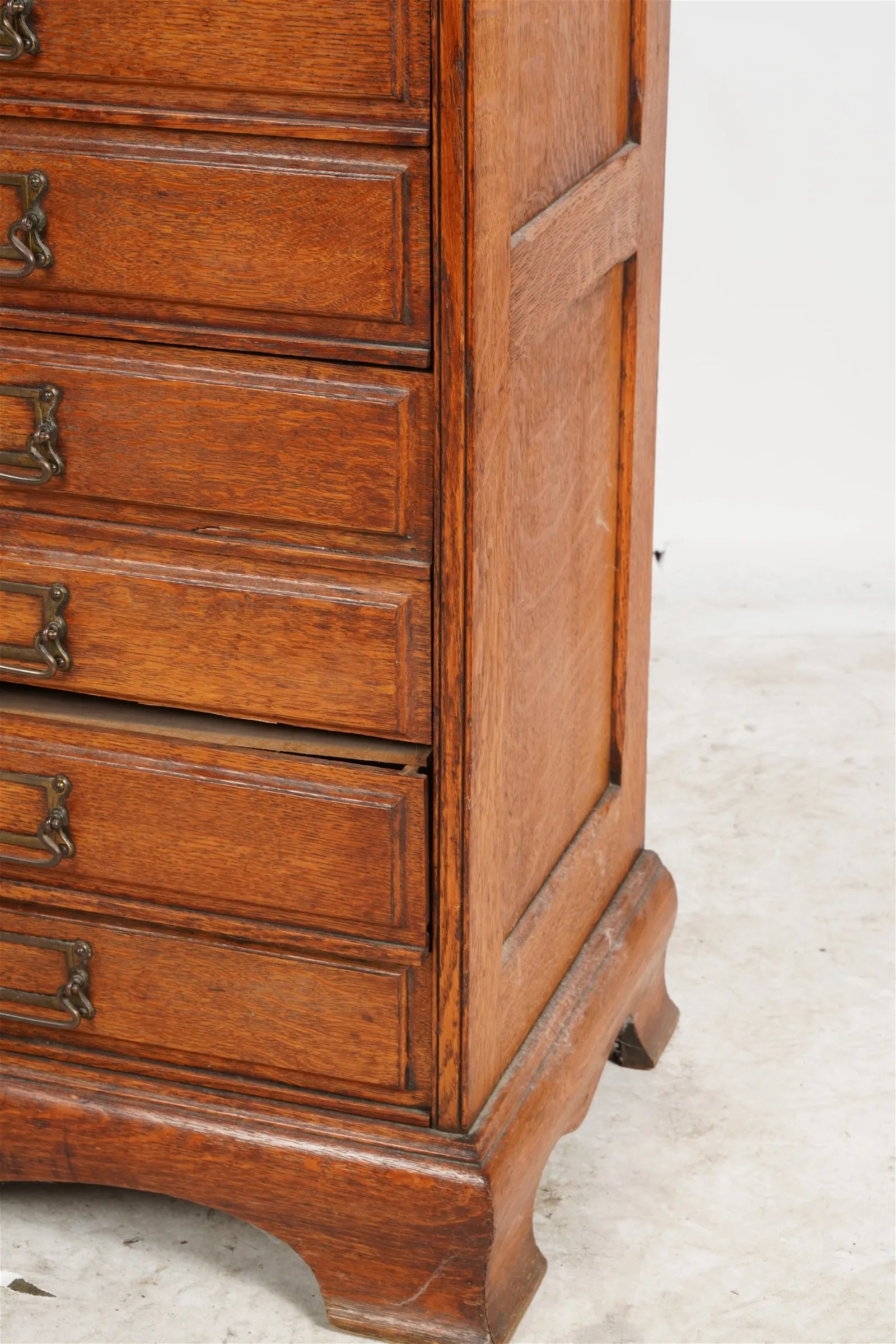 AF3-390: Antique Late 19th Century American Quarter Sawn Oak File Cabinet