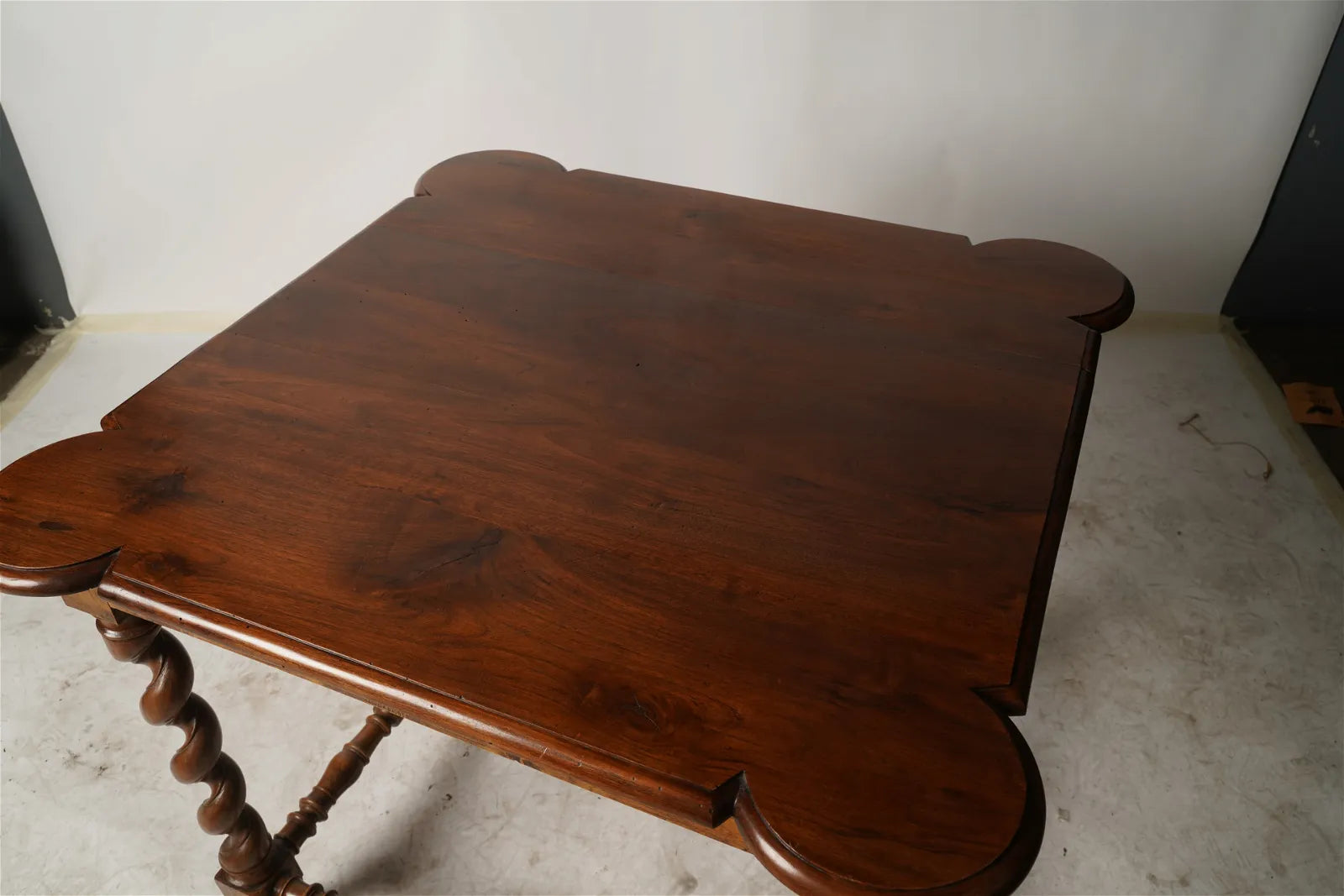 AF1-285: Antique Mid 19th Century French Provincial Fruitwood Side / Center Table w/ Barley Twist Support Legs