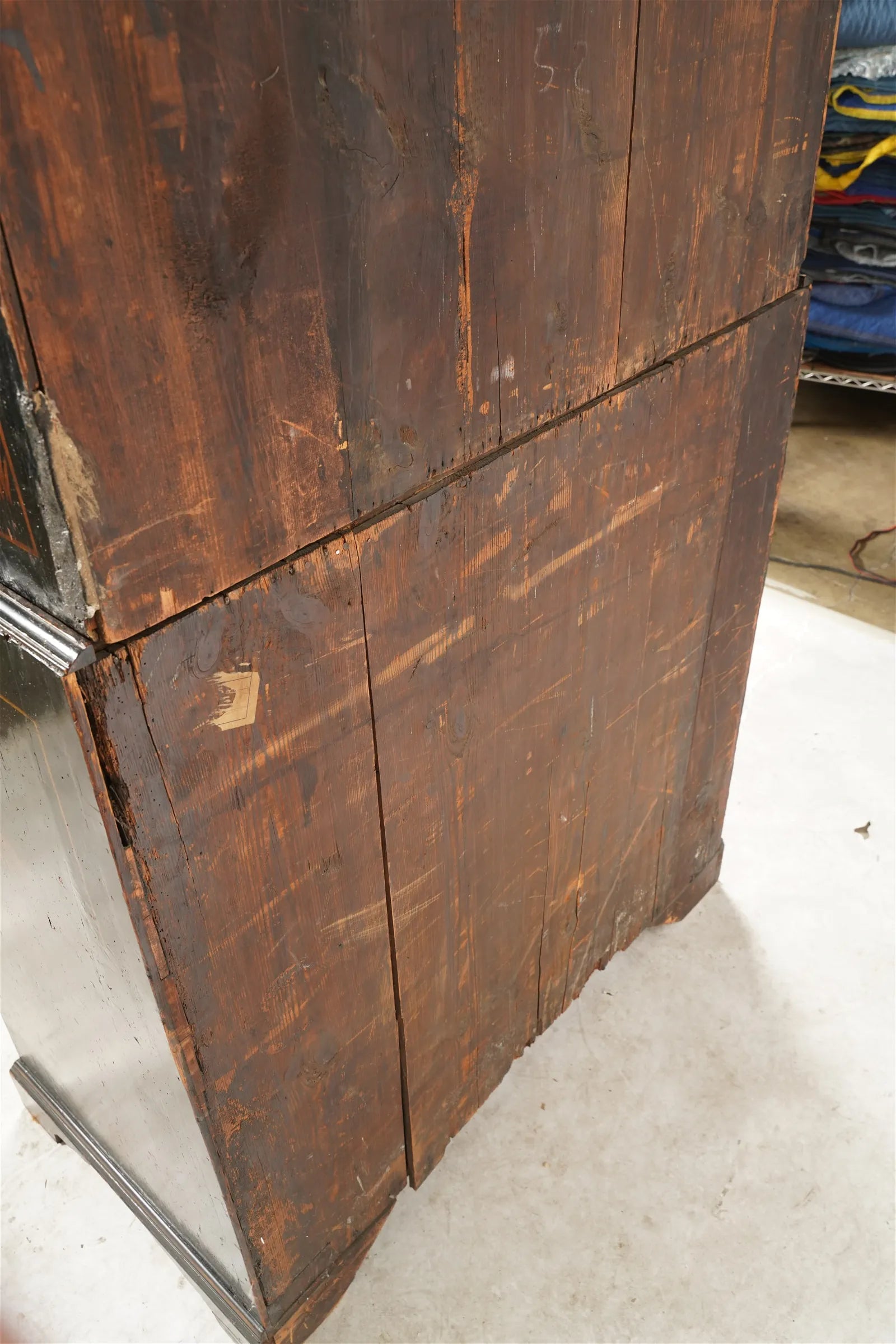 AF5-001: Antique Late 18th Century American Chinoiserie Black and Gilt Japanned Bureau Secretary Bookcase