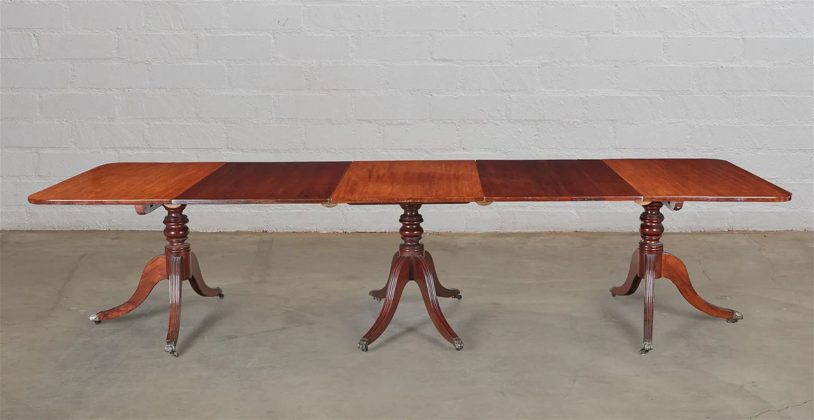 AF1-050: Antique Circa 1800 English Regency Triple Pedestal Mahogany Dining Table