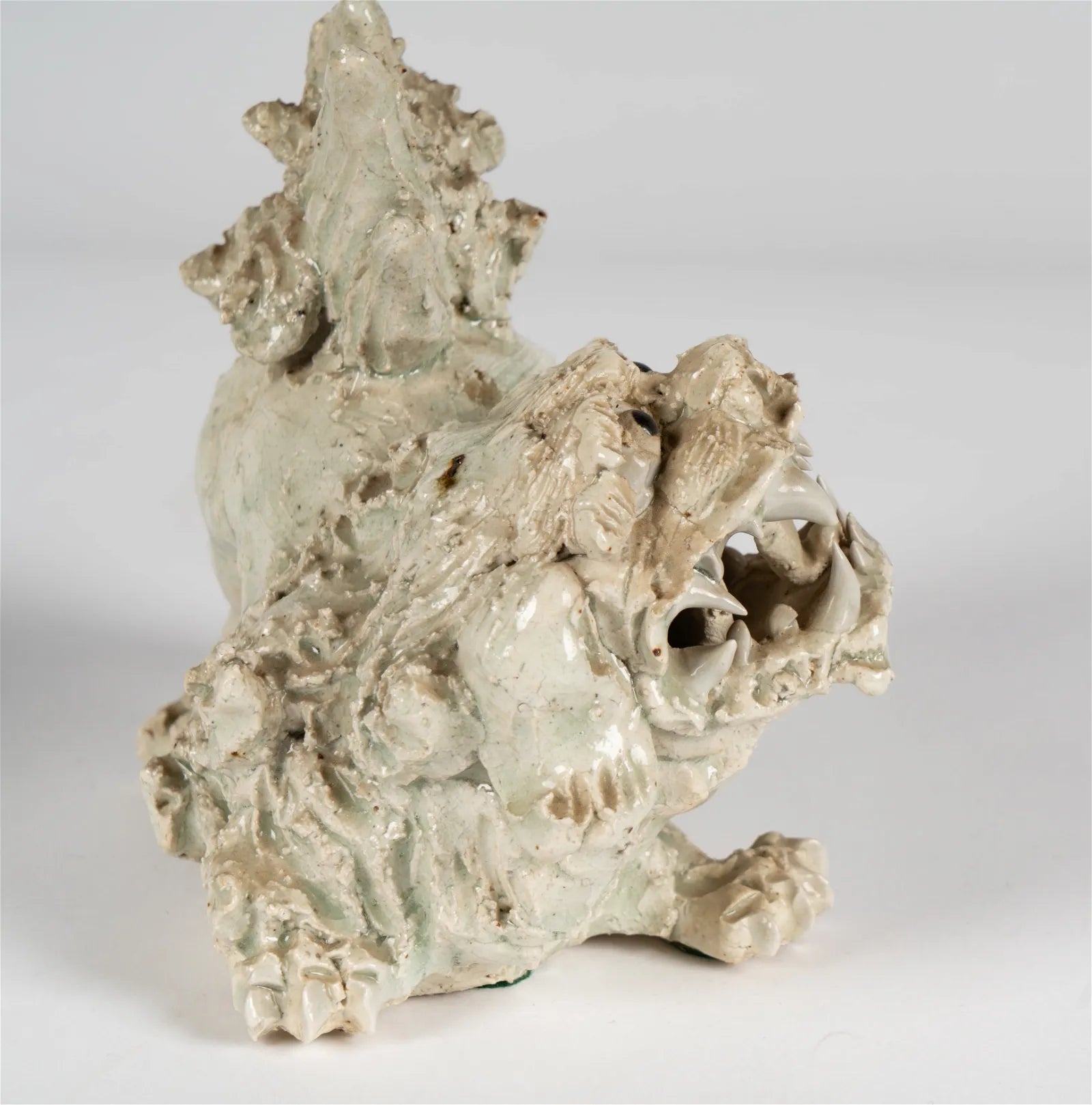 DA5-019: Glazed Porcelain Chinese Crouching Foo Lion