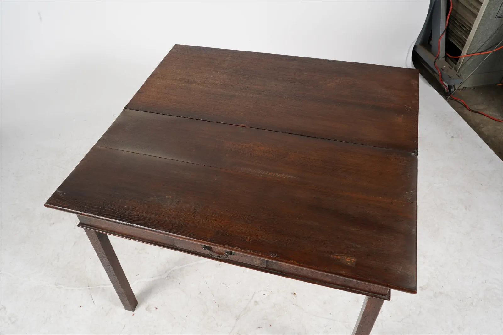 AF1-004: Late 18th Century English Georgian Oak Flip Top Table