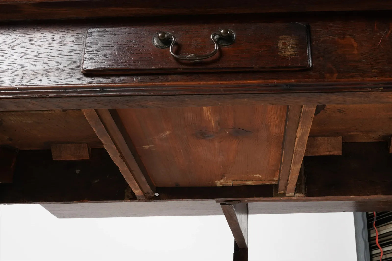 AF1-004: Late 18th Century English Georgian Oak Flip Top Table