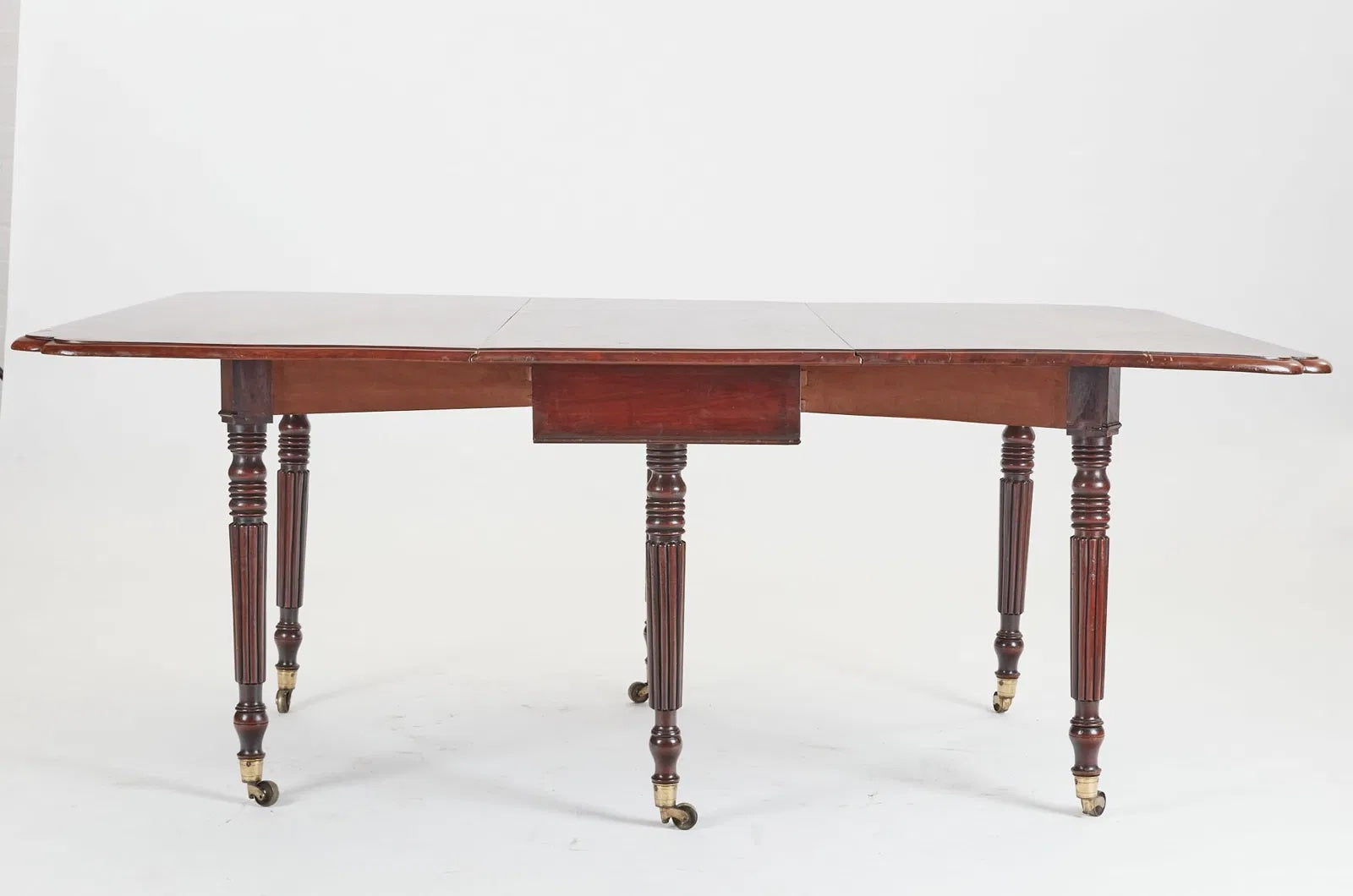 AF1-060: Antique Circa 1830 William IV Mahogany Drop Leaf Table, Possibly Gillows