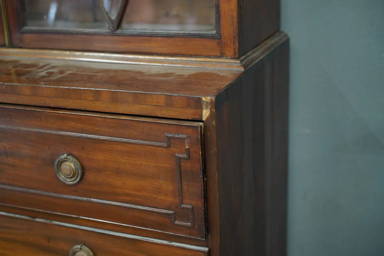 AF5-392: Early 19th Century English Regency Mahogany Secretary Bookcase