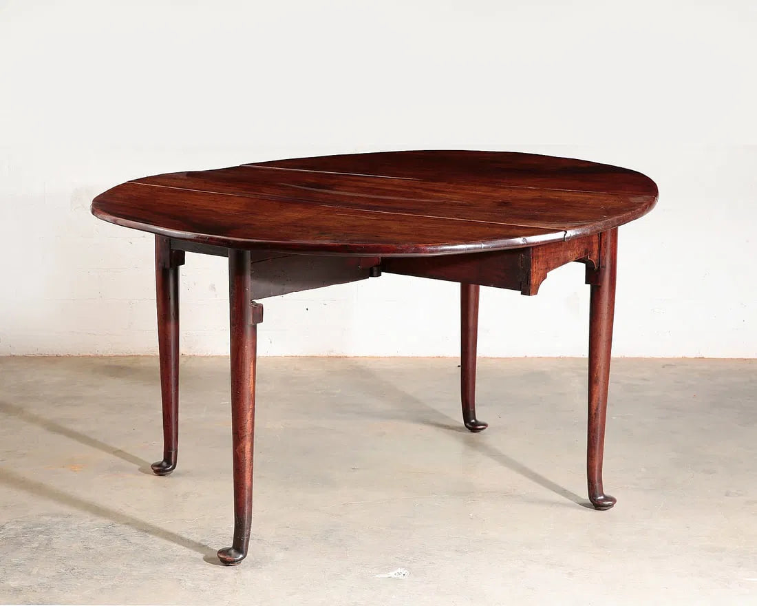 AF1-038: Late 18th Century English Georgian Mahogany Drop Leaf Gate Leg Table