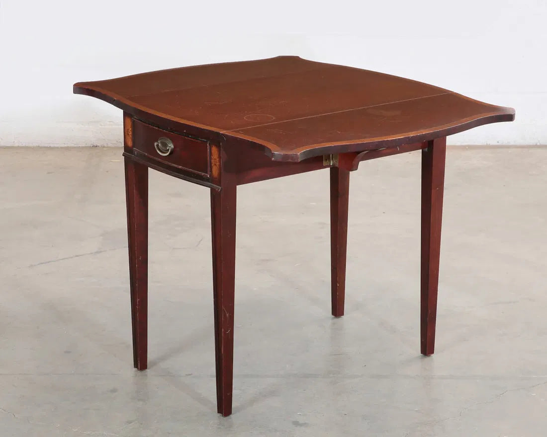 AF1-039: Antique Early 20th Century George III Mahogany Inlaid Pembroke Table