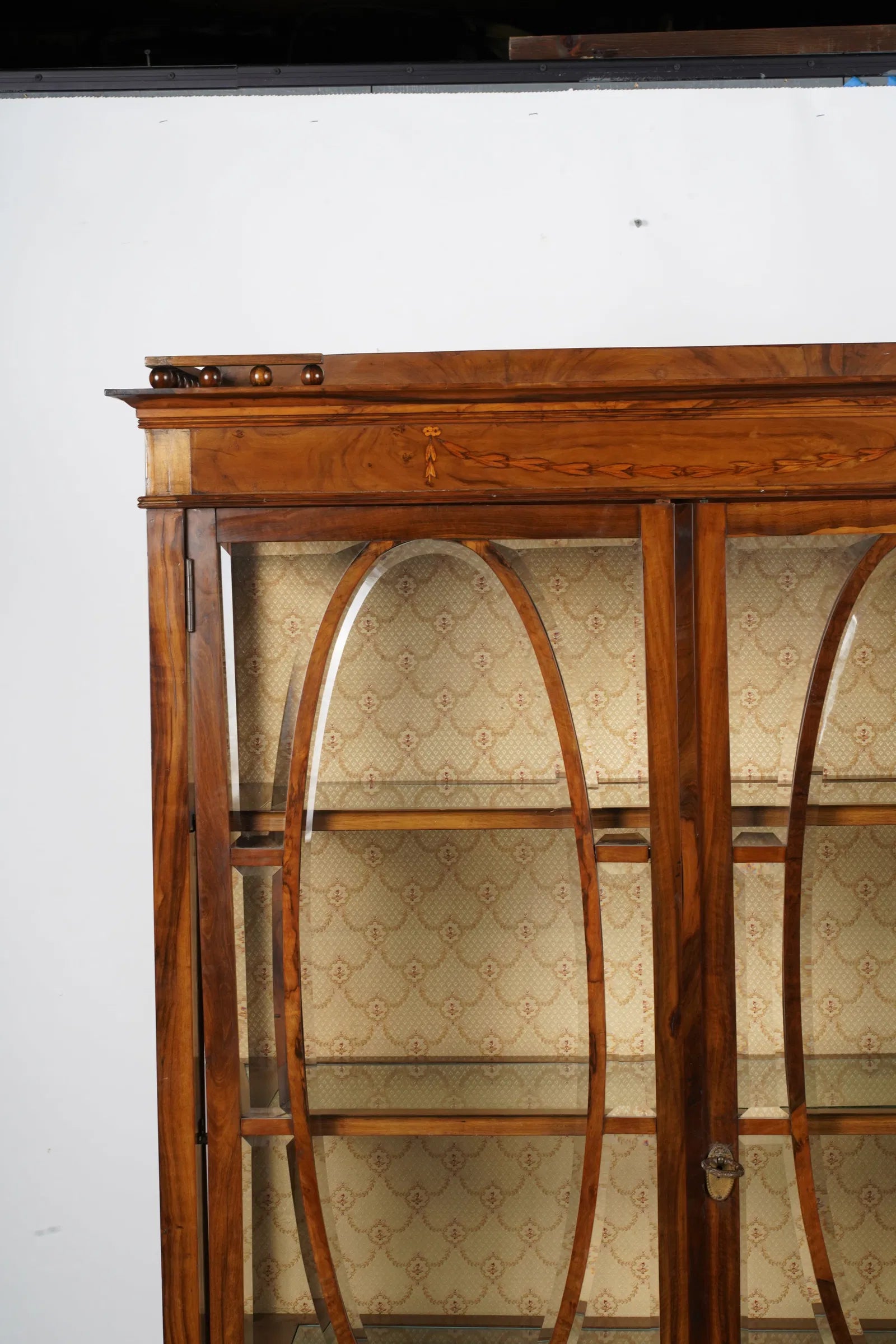 AF3-025: Late 19th Century French Marquetry Parquetry Inlay Kingwood Vitrine Cabinet