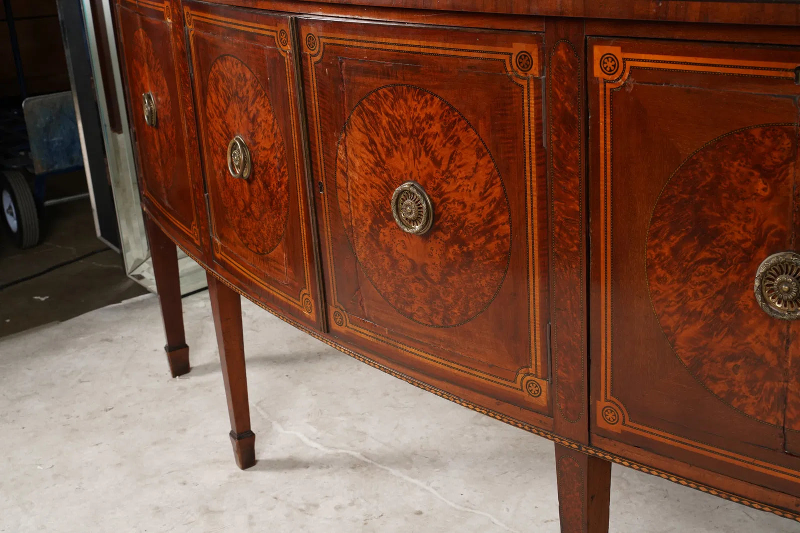 AF3-018: Late 18th Century American Federal Hepplewhite Bow Front Mahogany Sideboard