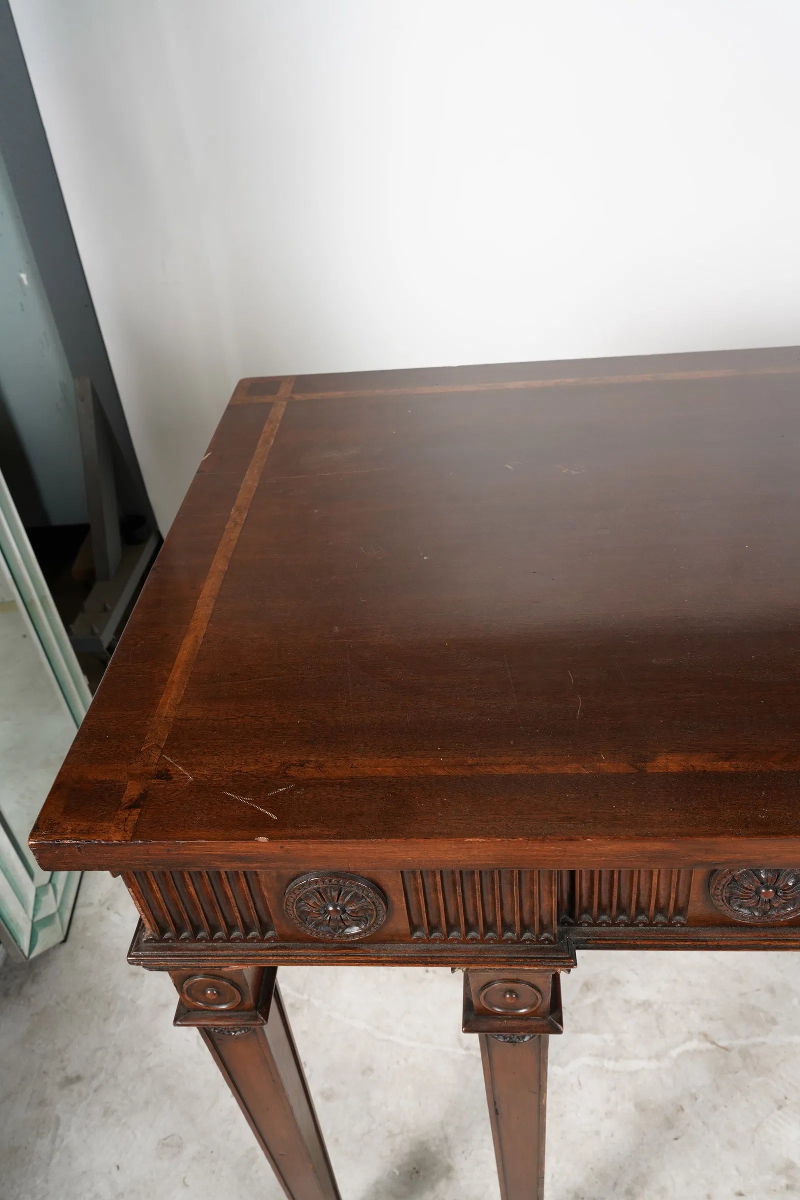 AF1-034: Early 20th Century English Edwardian Carved Inlaid Mahogany Console Sideboard Table