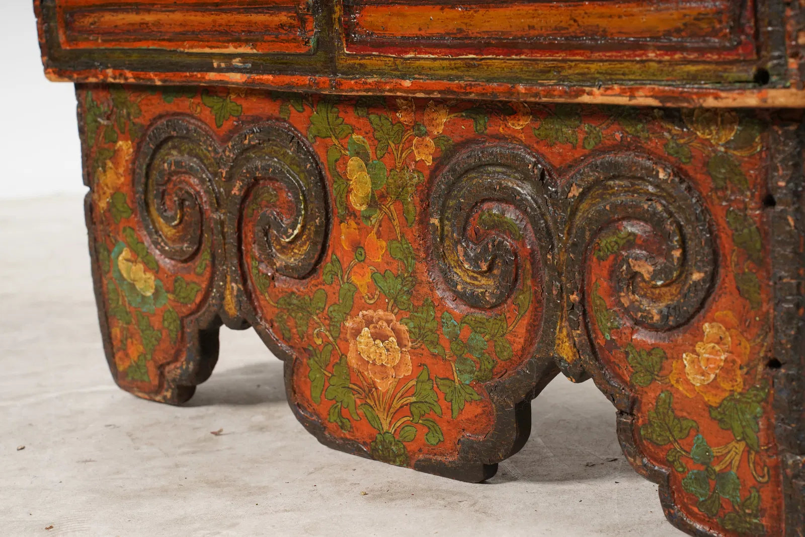 AF1-104: Antique Early 19th Century Tibetan Buddhist Polychrome Folding Wood Prayer Table