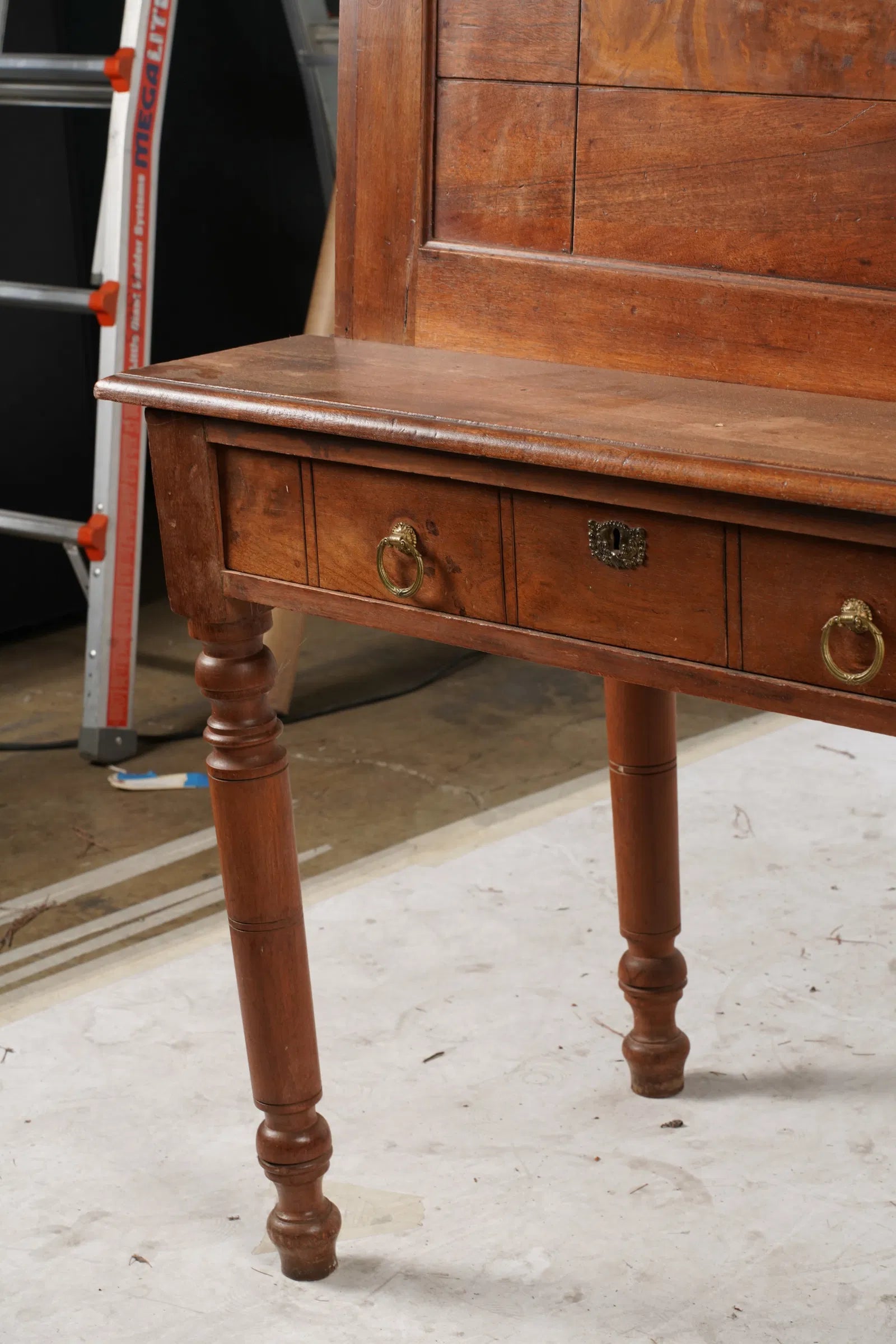 AF5-039: Antique Early 19th Century American Federal Walnut Fall Front Secretary