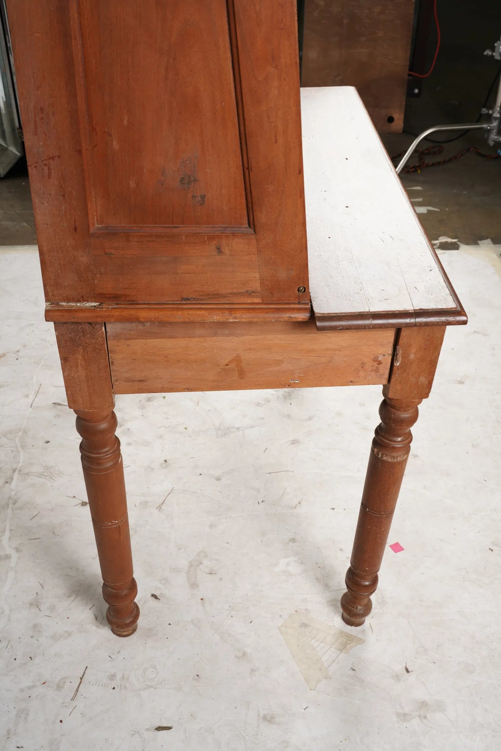 AF5-039: Antique Early 19th Century American Federal Walnut Fall Front Secretary