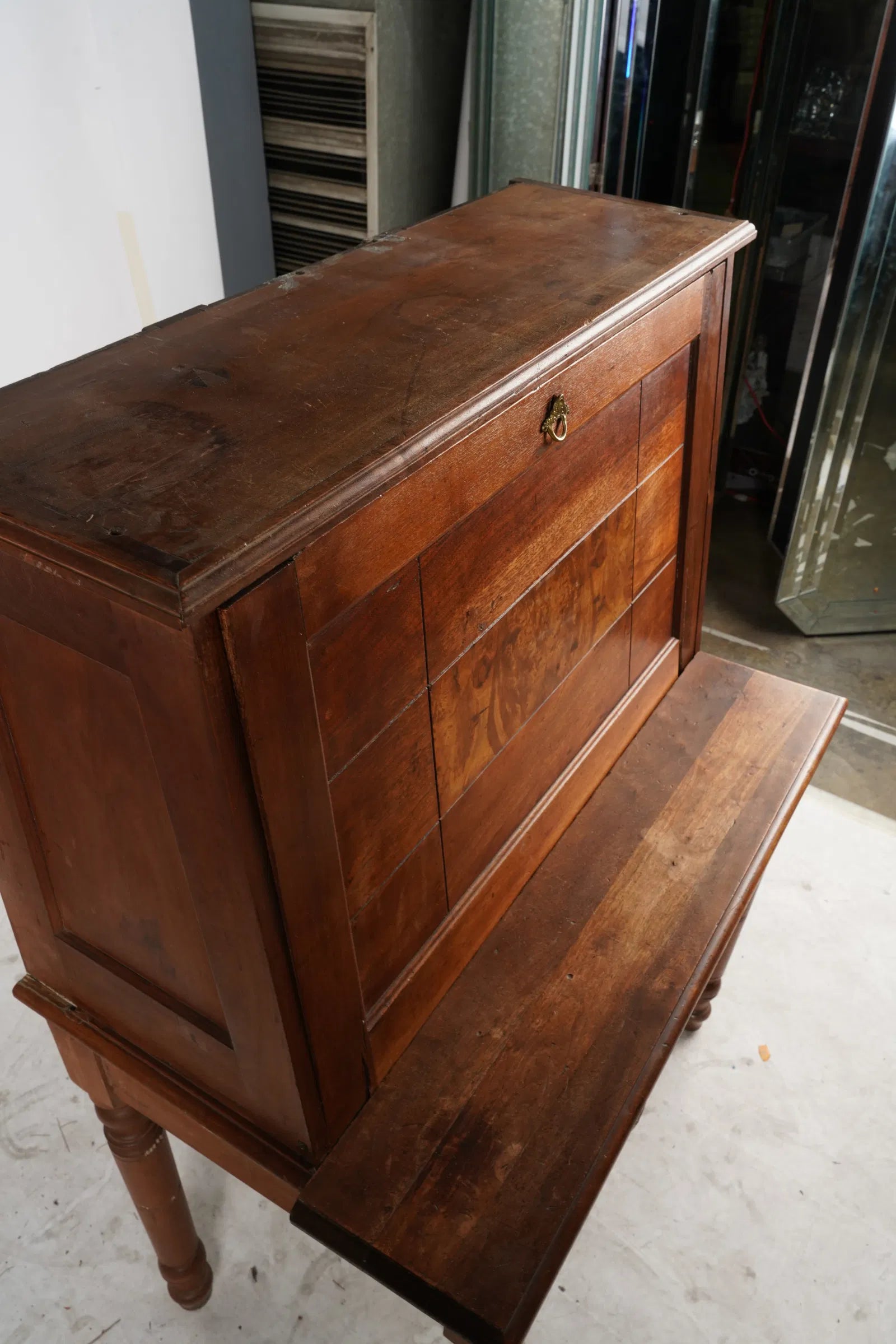 AF5-039: Antique Early 19th Century American Federal Walnut Fall Front Secretary