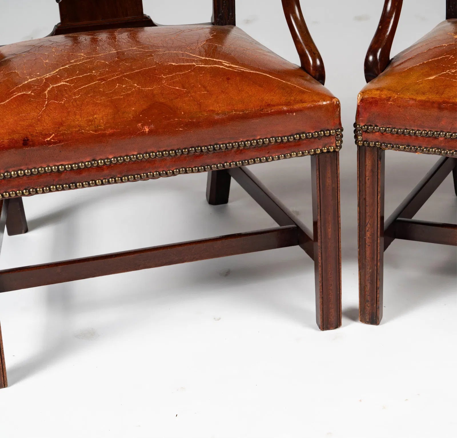 AF2-060: Pair of Early 19th Century English Chippendale Style Mahogany Arm Chairs With Leather Seats