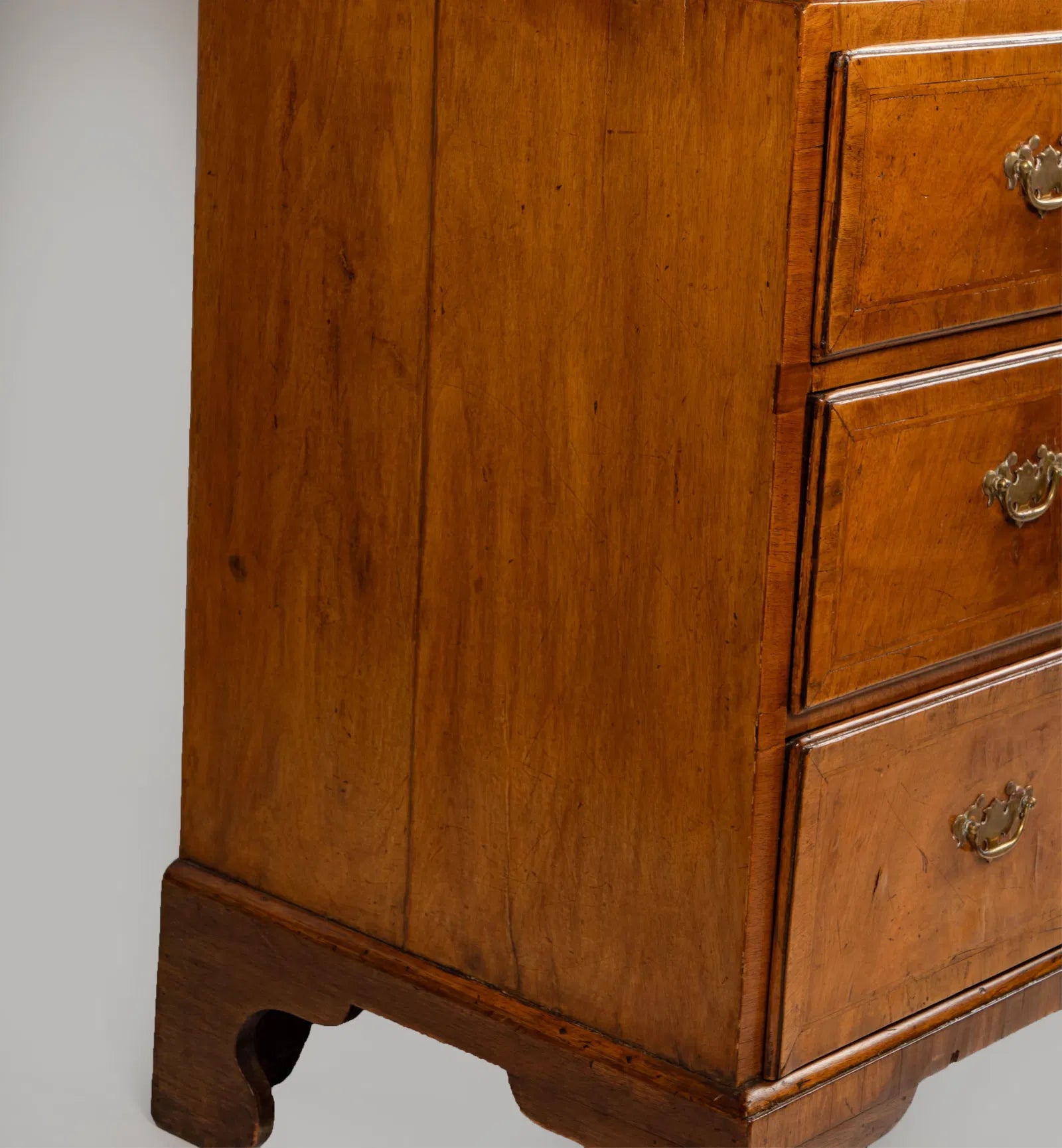 AF4-038: Antique Late 18th Century Georgian Walnut Chest on Chest