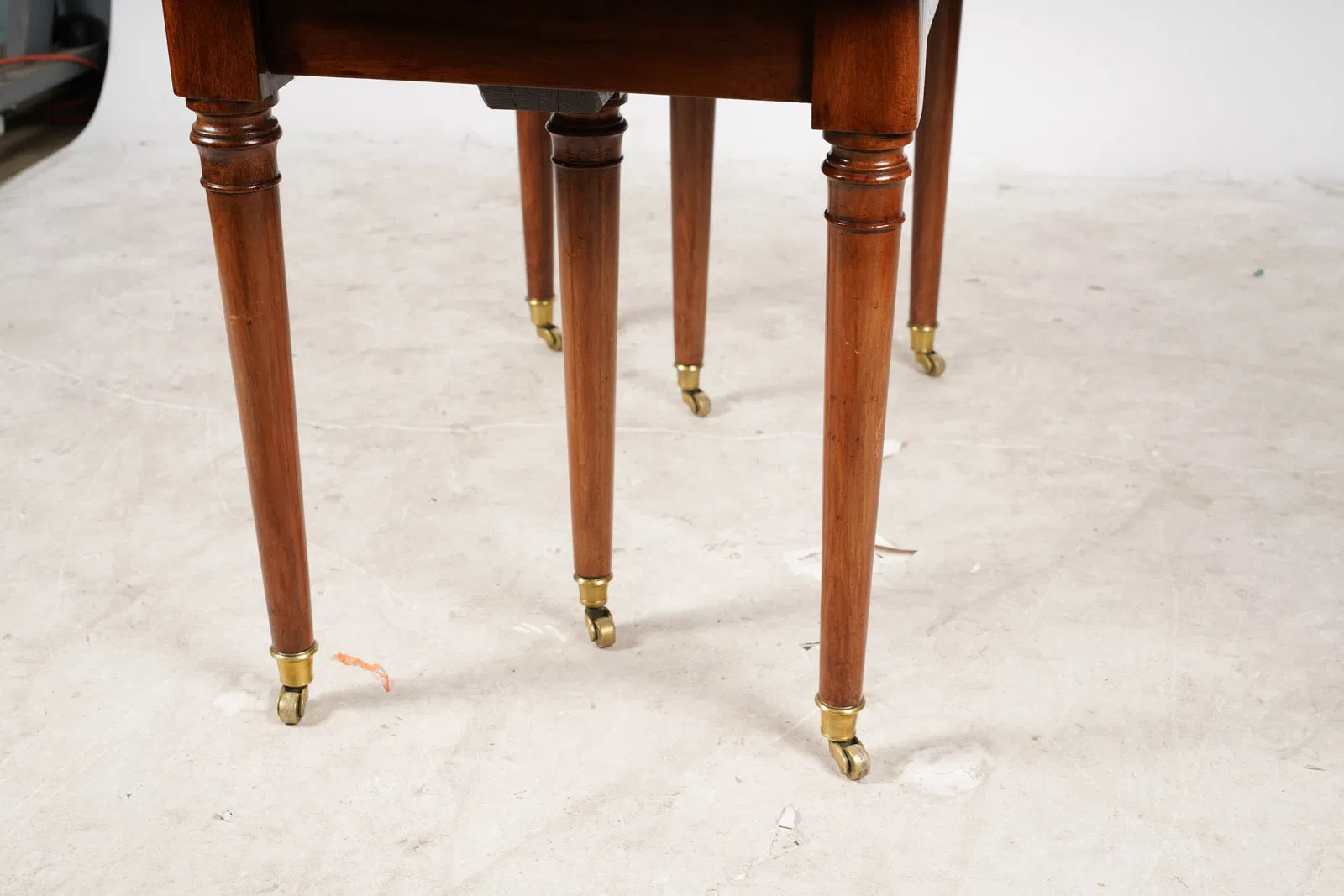 AF1-064: Antique Early 19th Century English Regency Drop Leaf Extensions Table With Brass Mounted Edging