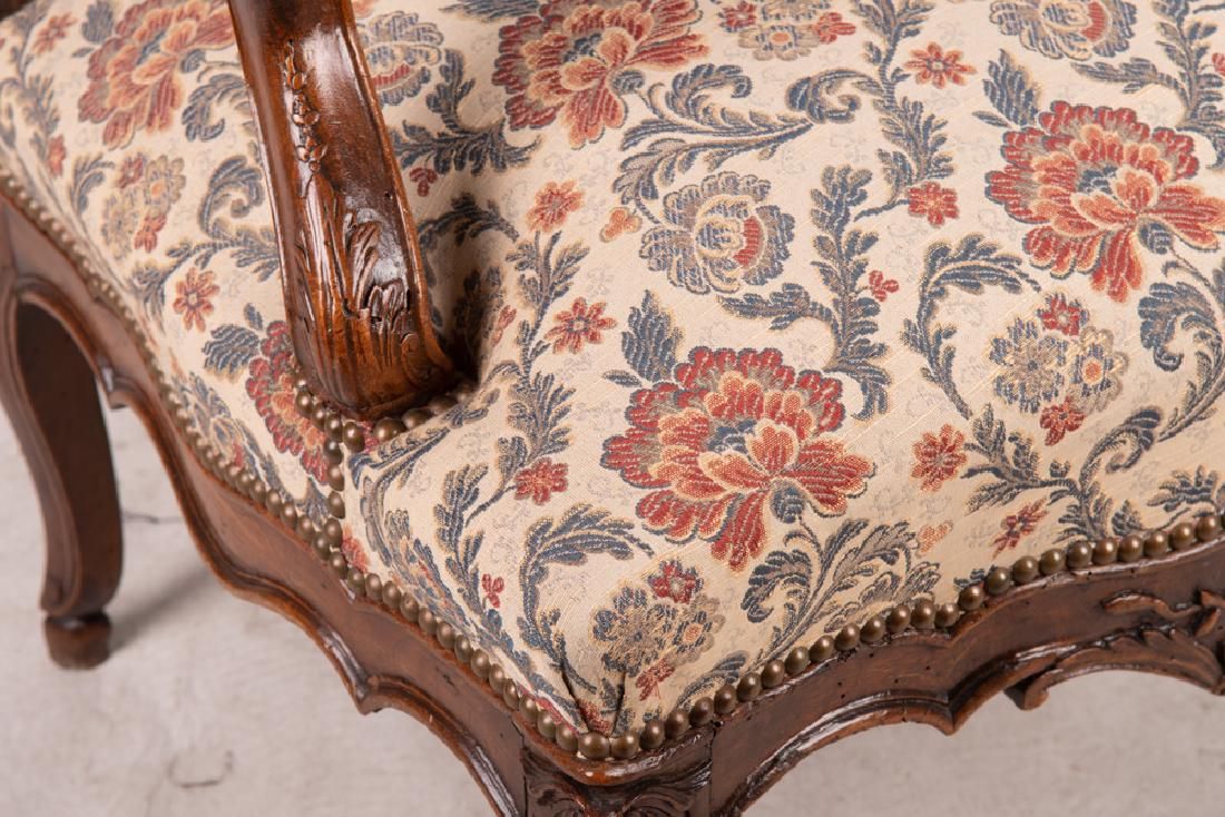 AF2-155: ANTIQUE LATE 18TH CENTURY FRENCH LOUIS XV / REGENCE BEECHWOOD FAUTEUIL