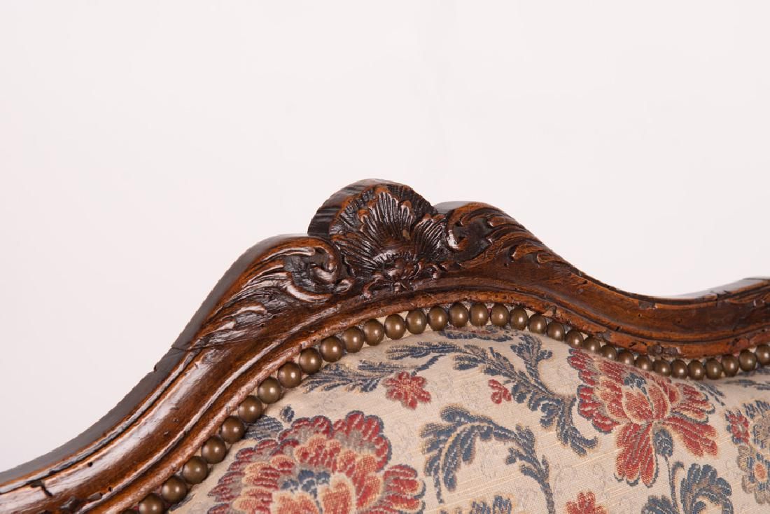 AF2-155: ANTIQUE LATE 18TH CENTURY FRENCH LOUIS XV / REGENCE BEECHWOOD FAUTEUIL