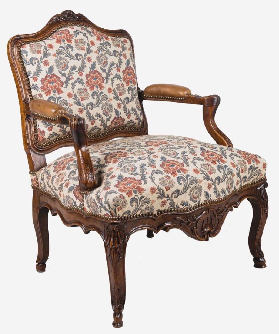 AF2-155: ANTIQUE LATE 18TH CENTURY FRENCH LOUIS XV / REGENCE BEECHWOOD FAUTEUIL