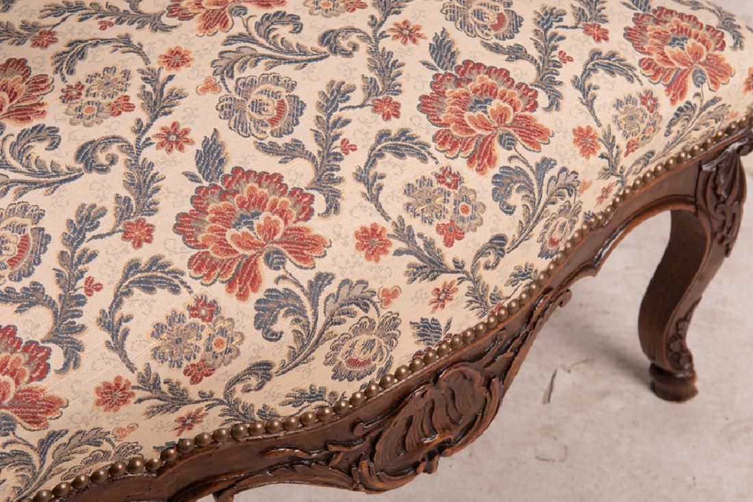 AF2-155: ANTIQUE LATE 18TH CENTURY FRENCH LOUIS XV / REGENCE BEECHWOOD FAUTEUIL