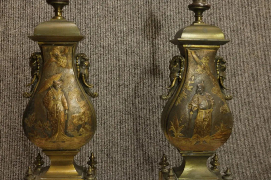 AL2-040: Antique Pair of Early 20th Century Chinoiserie Table Lamps