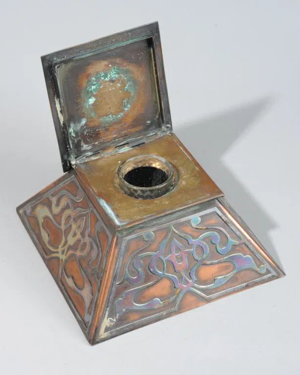 DA2-028: Circa 1900 Heintz Art Nouveau / Arts & Crafts Sterling Over Copper Pyramidal Inkwell