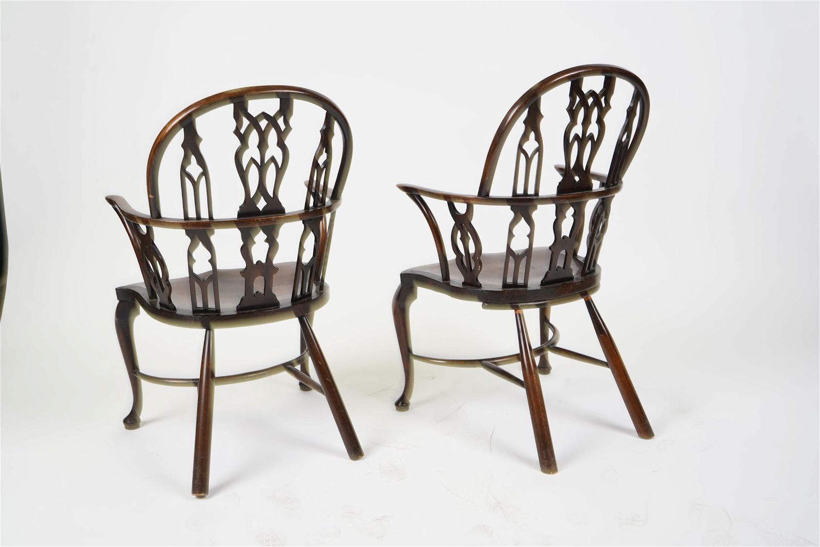 AF2-020: VINTAGE PAIR OF MID 20TH CENTURY F. PARKER & SONS ENGLISH OAK WINDSOR ARMCHAIRS