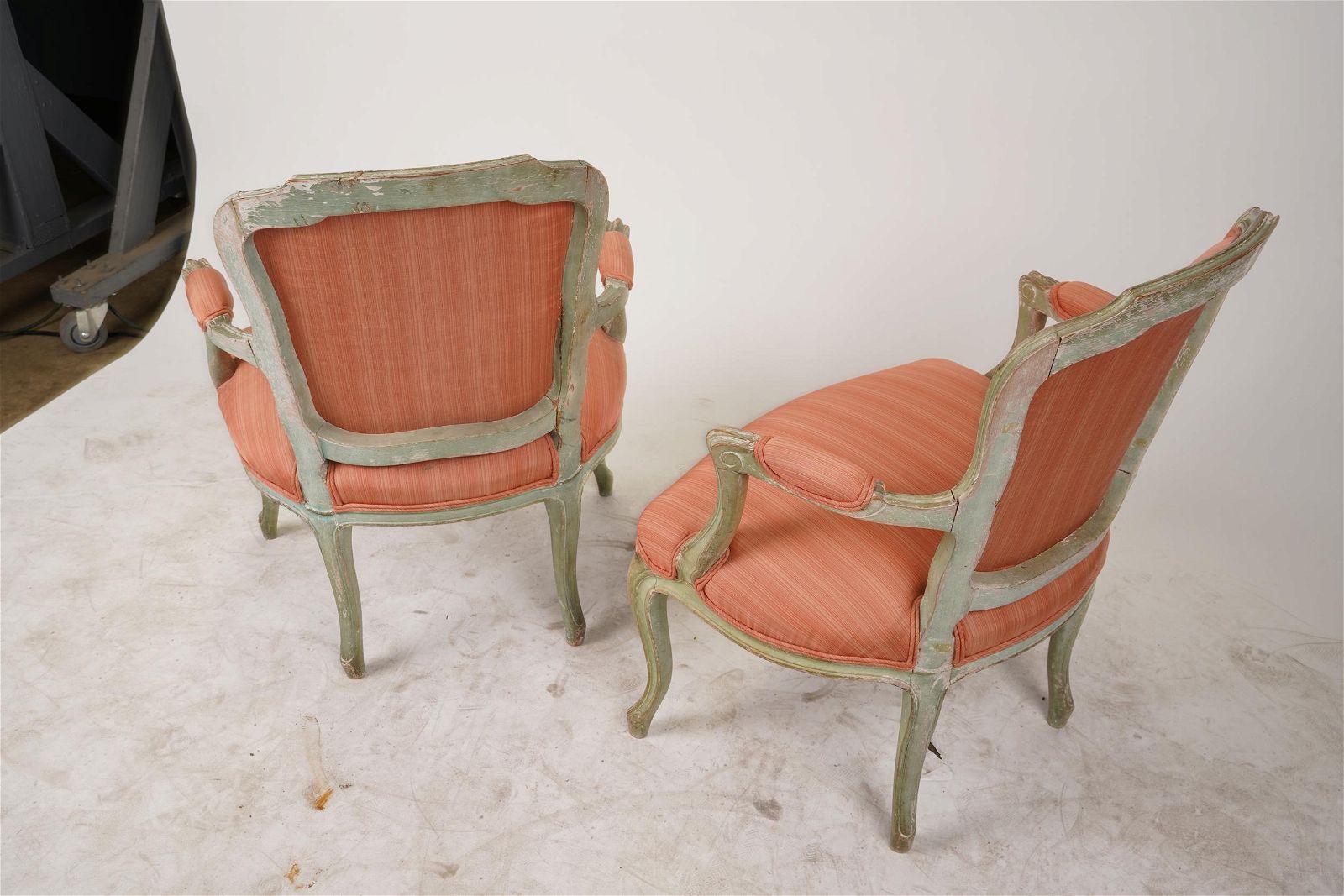 AF2-019: ANTIQUE PAIR OF LATE 19TH CENTURY PAINTED LOUIS XV STYLE FAUTEUILS