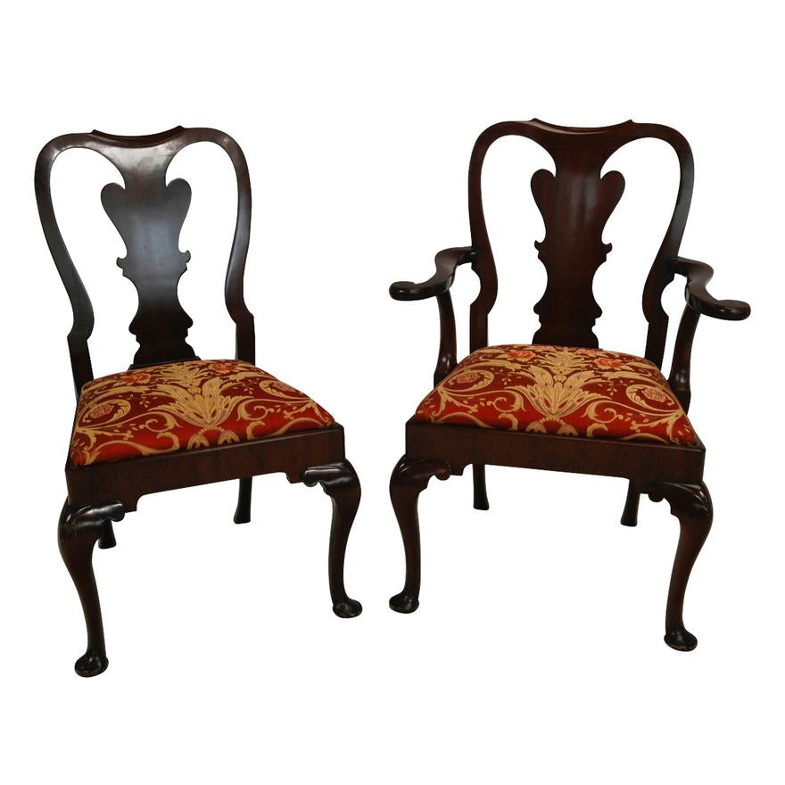 AF2-026: ANTIQUE SET OF EIGHT WILLIAM AND MARY STYLE CARVED MAHOGANY DINING CHAIRS CIRCA 1900