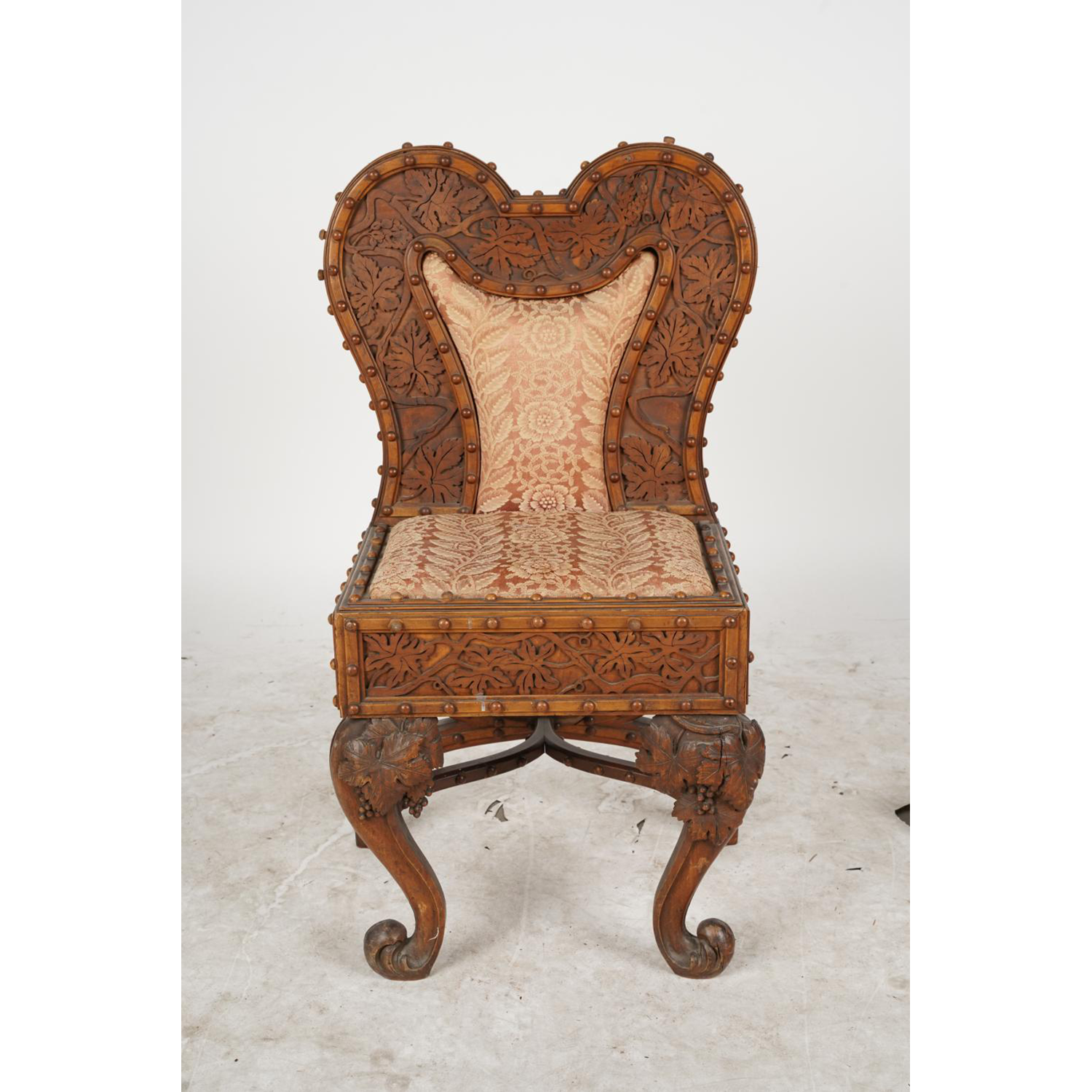 AF2-107: ANTIQUE LATE 19TH CENTURY AMERICAN VICTORIAN HIGHLY CARVED WALNUT SIDE CHAIR