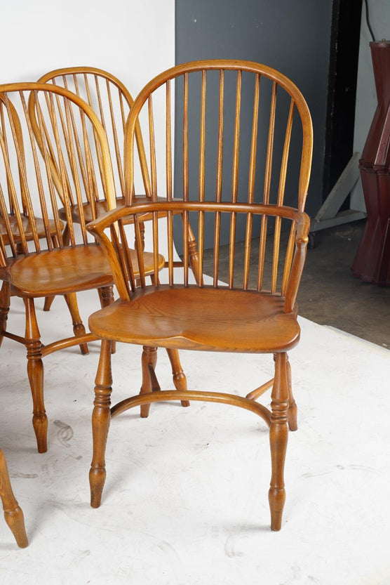 AF2-105: ANTIQUE SET OF 8 EARLY 20TH CENTURY OAK WINDSOR HOOP BACK DINING CHAIRS