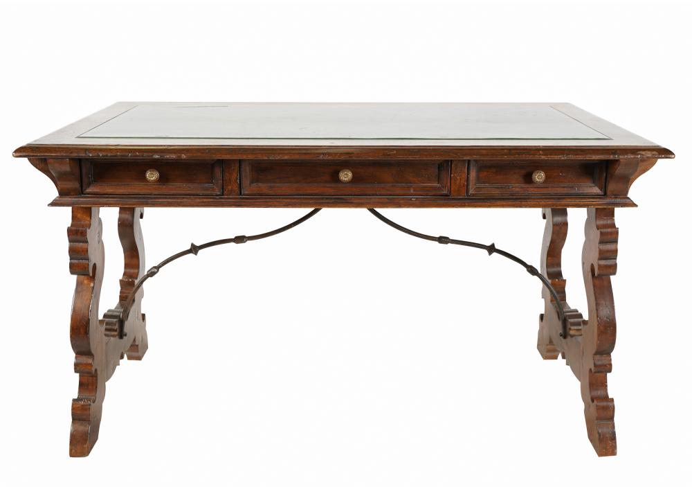 AF5-030: ANTIQUE LATE 20TH CENTURY SPANISH COLONIAL REVIVAL WRITING DESK / LIBRARY TABLE W/ LEATHER TOP