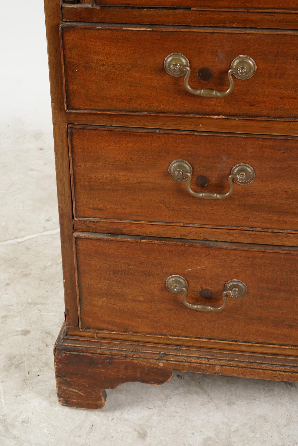 AF5-025: ANTIQUE LATE 18TH C AMERICAN MADE FEDERAL MAHOGANY SLANT FRONT DESK