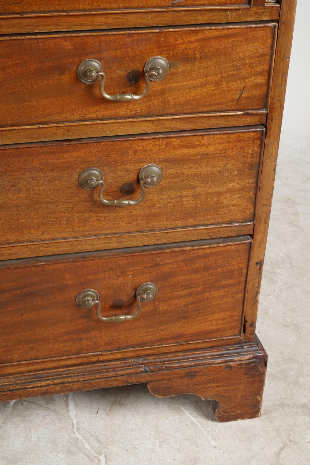 AF5-025: ANTIQUE LATE 18TH C AMERICAN MADE FEDERAL MAHOGANY SLANT FRONT DESK